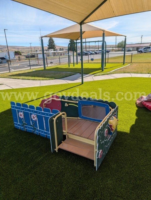 Children's Playground Activity Structure