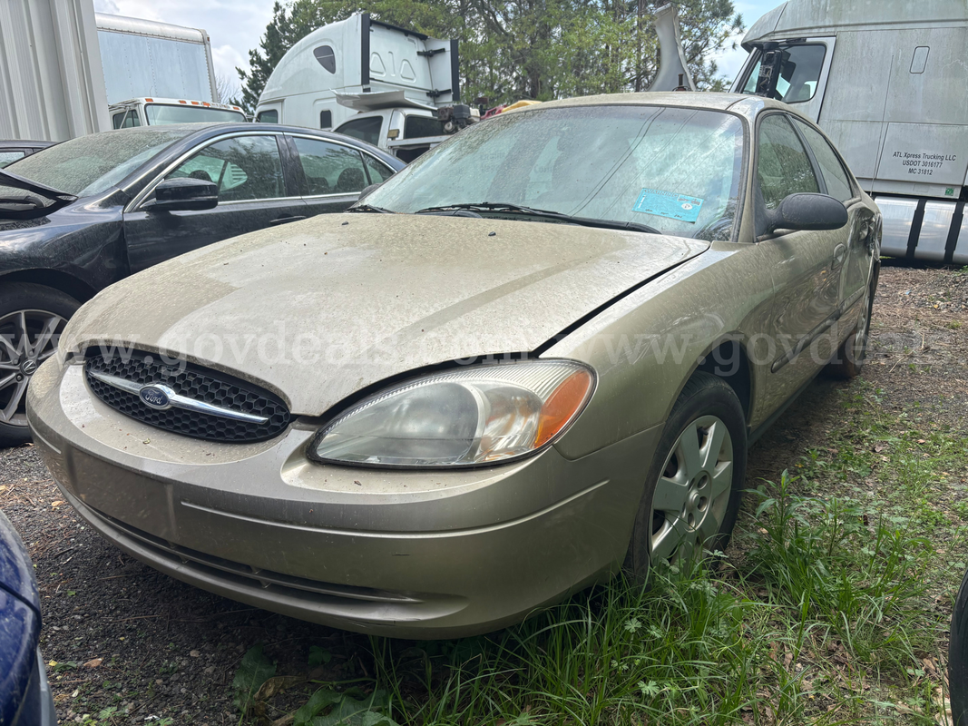 2000 Ford Taurus