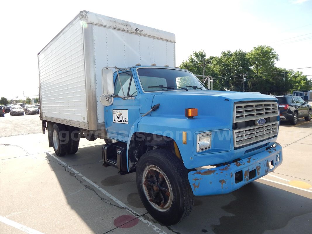 1988 Ford F600G