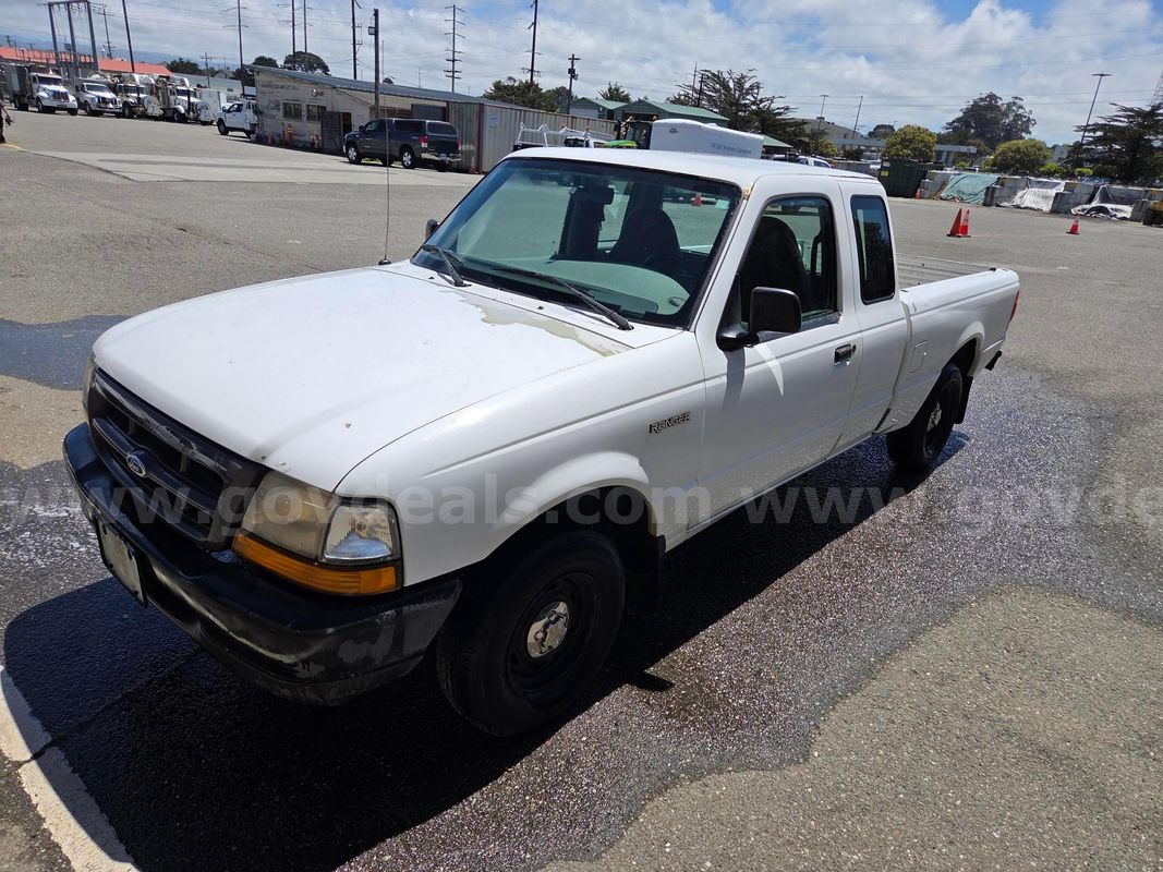 1999 Ford Ranger XL SuperCab 2WD
