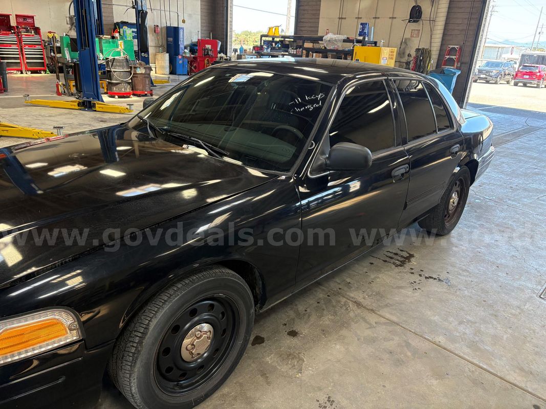 2010 Ford Crown Victoria