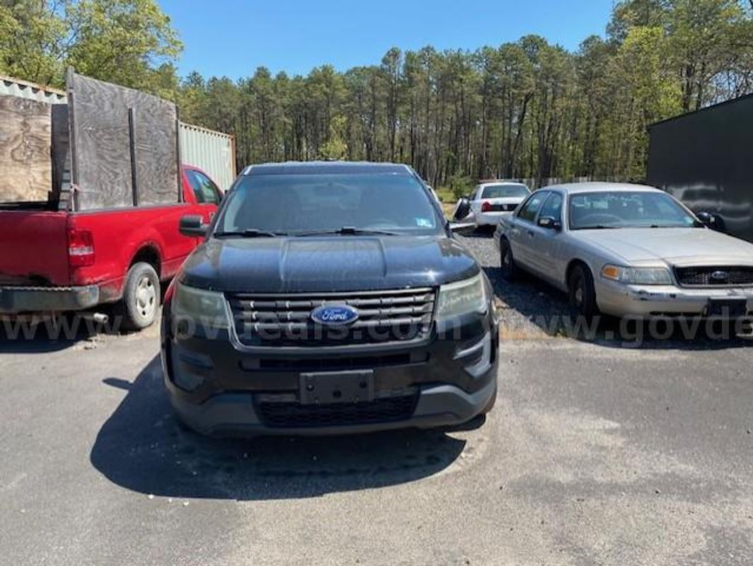 2016 Ford Explorer