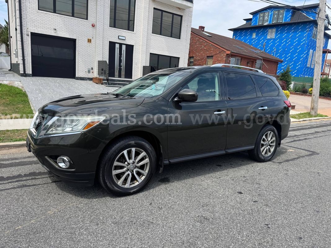 2016 Nissan Pathfinder SV 4WD