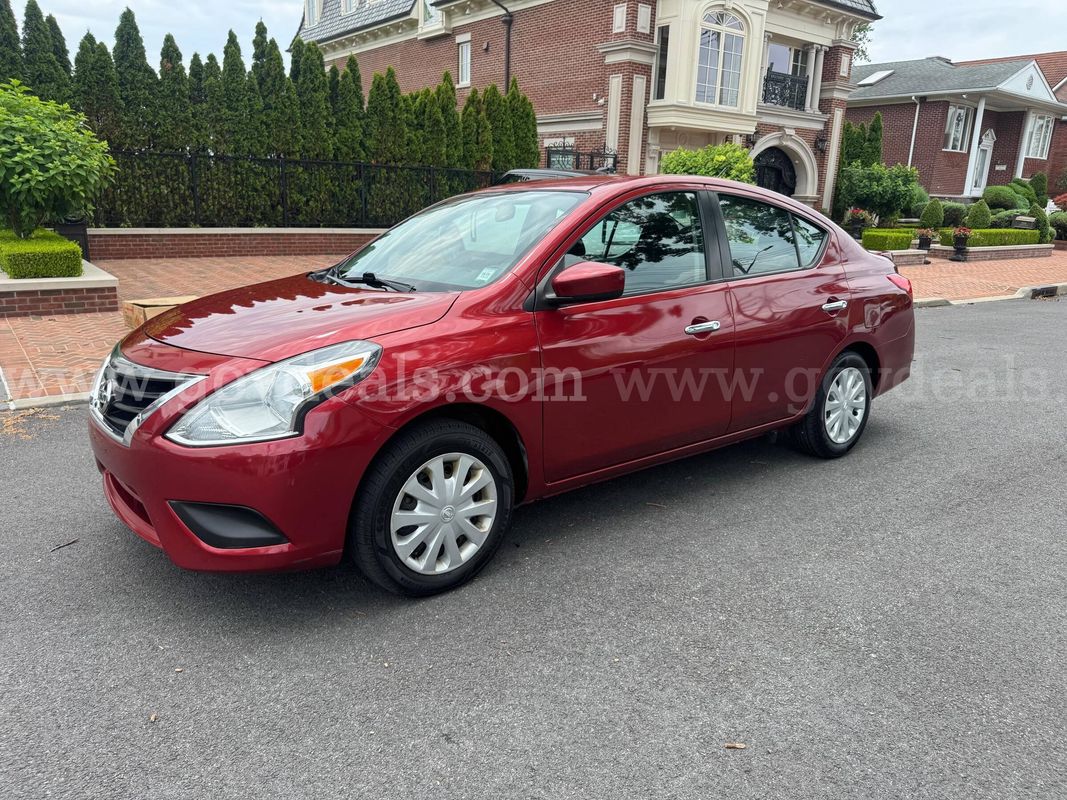 2019 Nissan Versa 1.6 SV Sedan