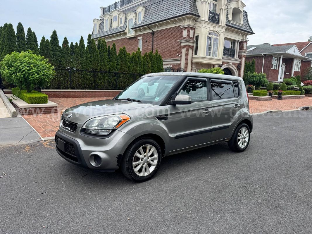 2013 Kia Soul +