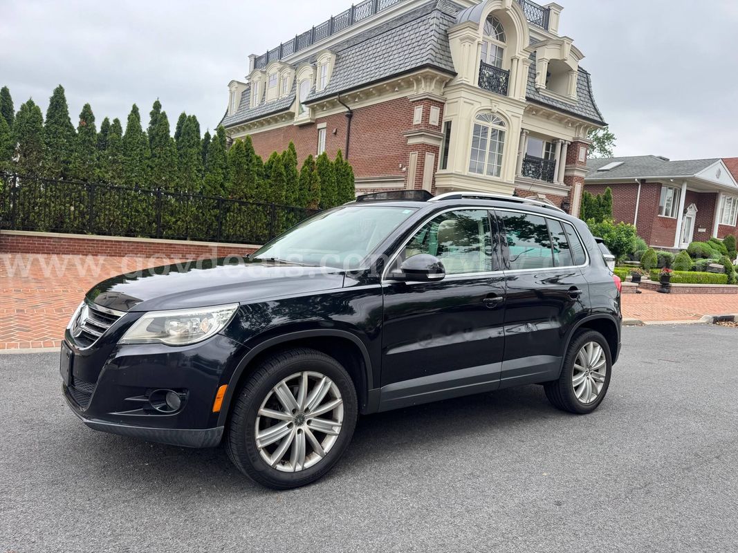 2010 Volkswagen Tiguan S 4Motion ORIGINAL 91K mileage