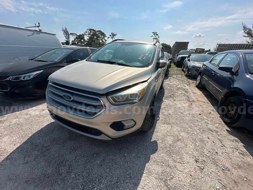2017 Ford Escape SE FWD