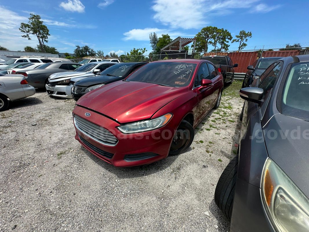 2013 Ford Fusion SE