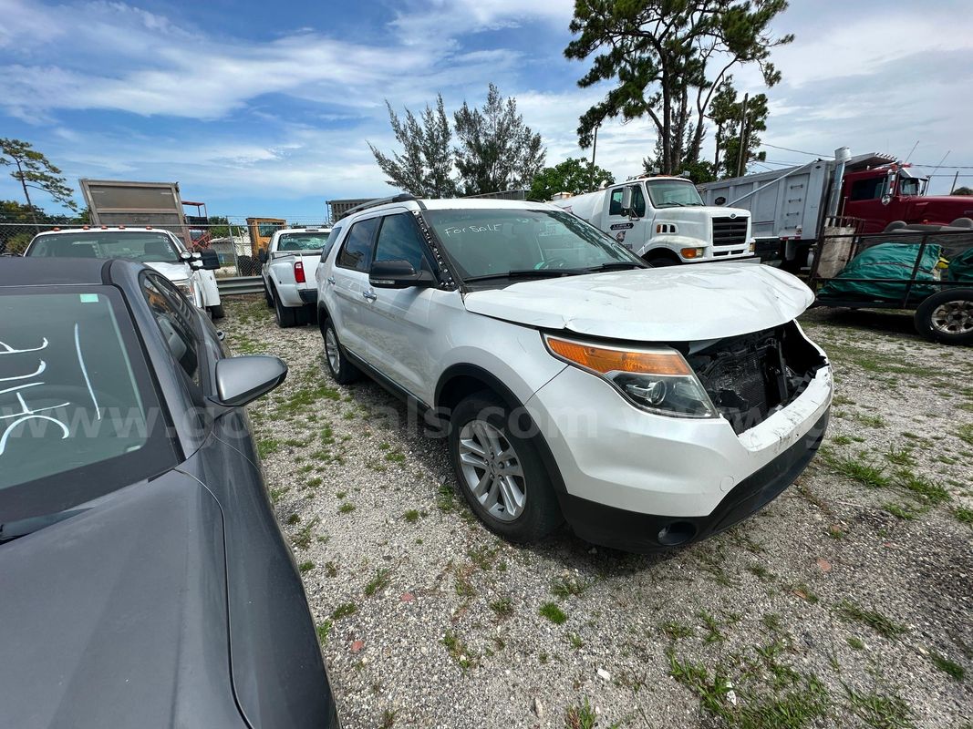 2014 Ford Explorer