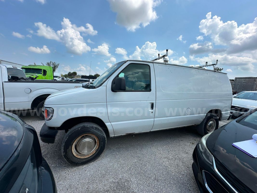 2003 Ford Econoline