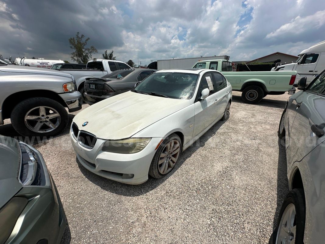 2011 BMW 3-Series