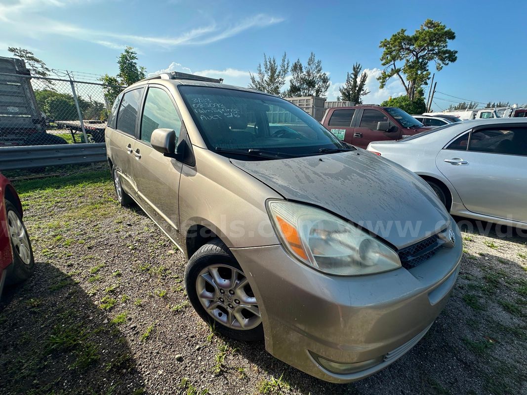 Toyota Sienna XLE