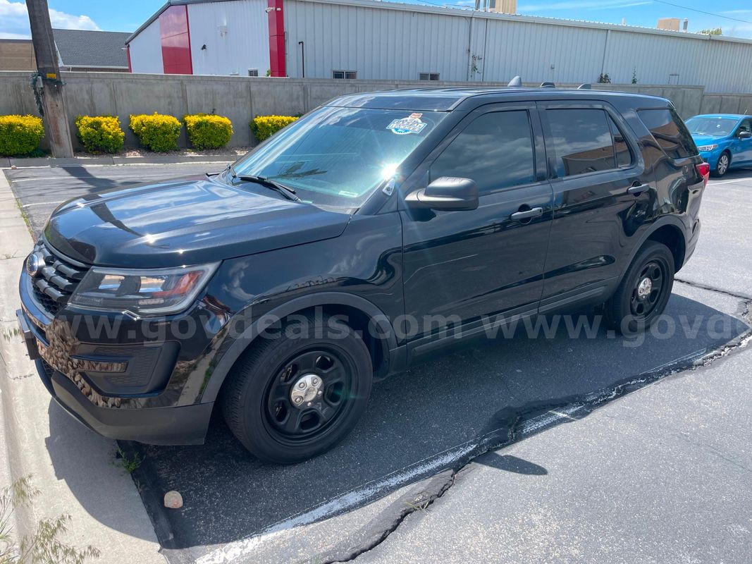 2019 Ford Explorer Runs And Drives - Shipping Available