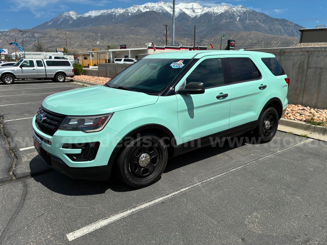 2017 Ford Explorer Runs And Drives - Shipping Available