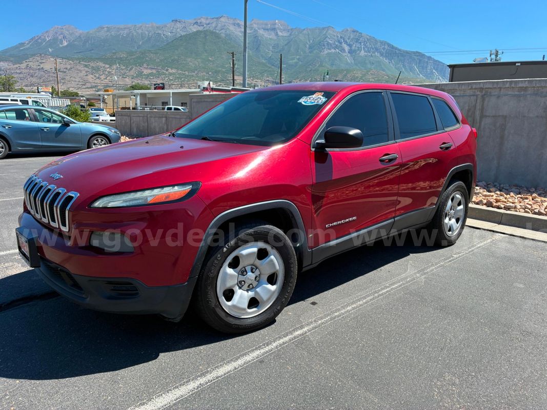 2015 Jeep Cherokee Runs And Drives - Shipping Available