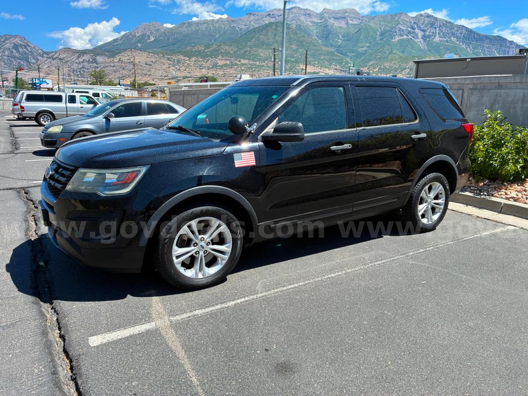 2017 Ford Explorer Awd Runs And Drives - Shipping Available