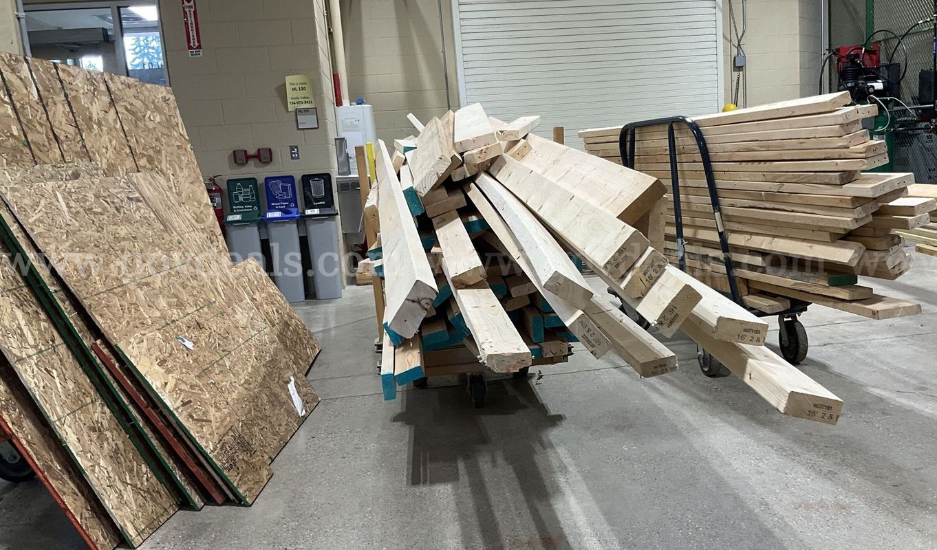 Assorted Bulk Construction Lumber & OSB Plywood Lot – Framing Studs, Sheathing & Scrap Must be picked up by July 31, 26