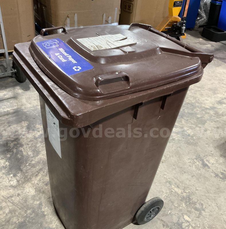 Heavy-Duty 64-Gallon Commercial Rolling Recycling Bin / Tote