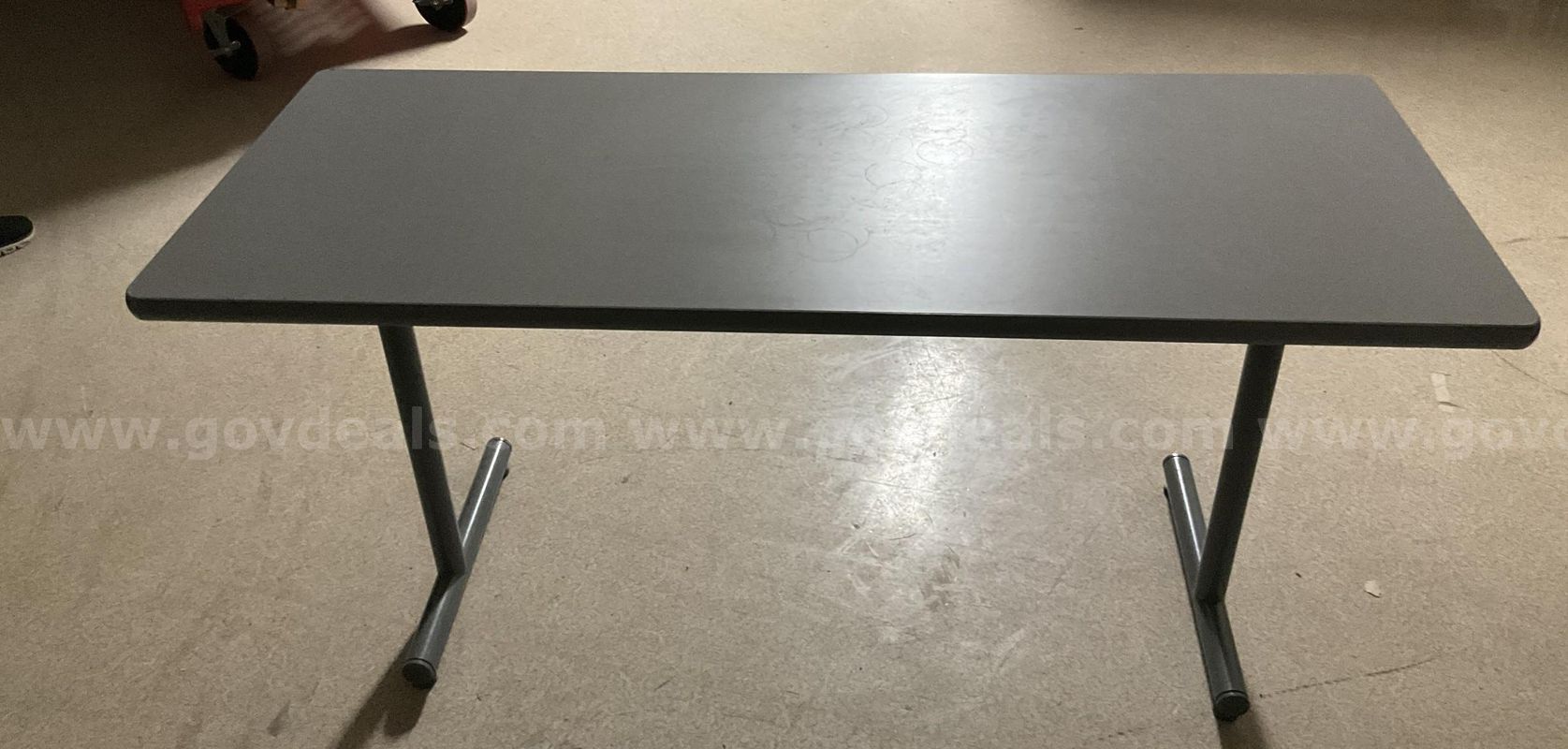 UNASSEMBLED Steelcase Style Commercial Grade Workstation / Utility Table /Classroom - Grey 60x24x29