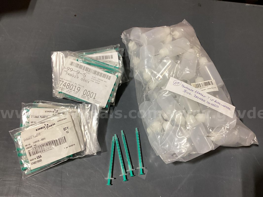 (Industrial/Lab surplus): Precision Dispensing Lot - 96 Kimble Chase 1mL Syringes & 40 Dropper Bottles