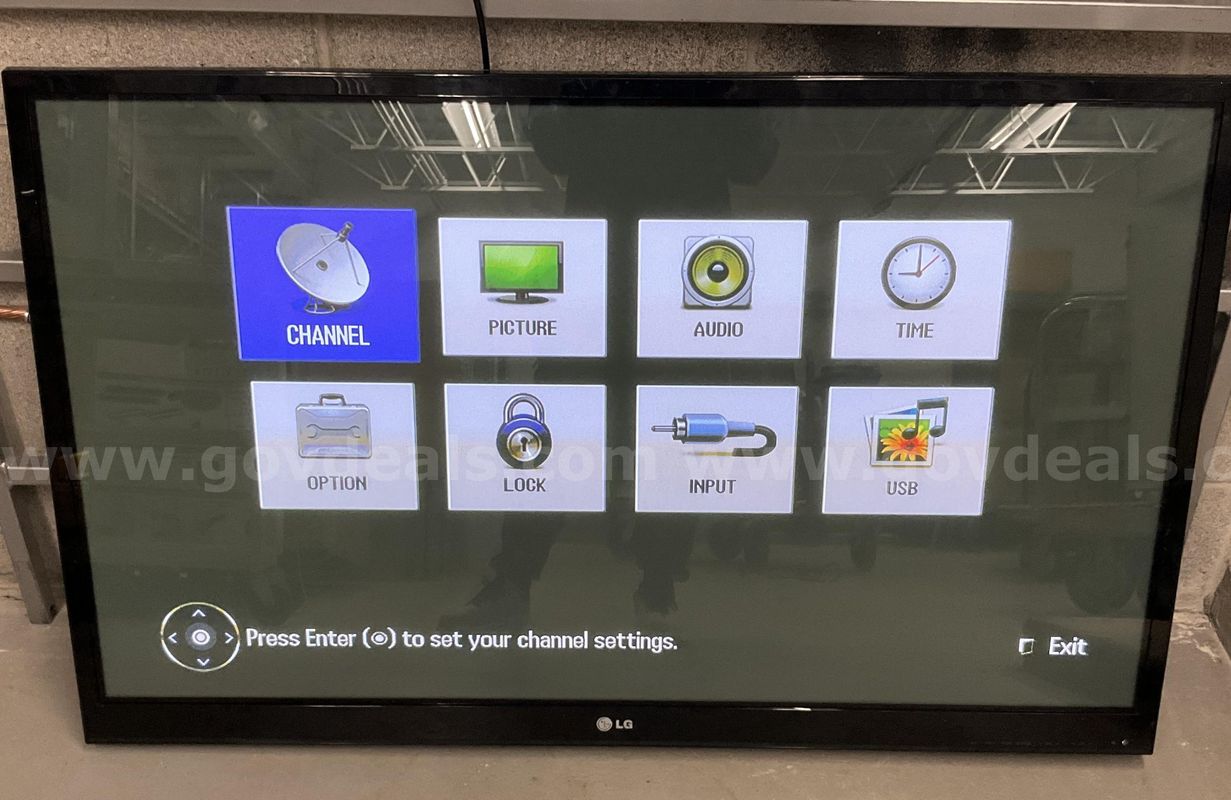LG 50-Inch Plasma Television - 50PV450C - Tested & Working Does not come with remote