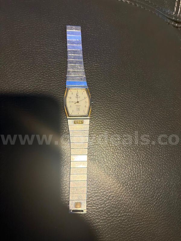 Vintage Watch REVUE QUARTZ COUNTACH SAPHIR SERIAL NUMBER 0075 *WILL SHIP*