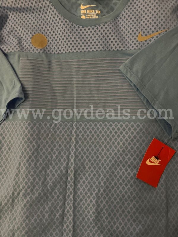 Nike Sportswear Ultra Mesh Men's Light Blue Athletic T-Shirt LARGE 823327 497 *WILL SHIP*