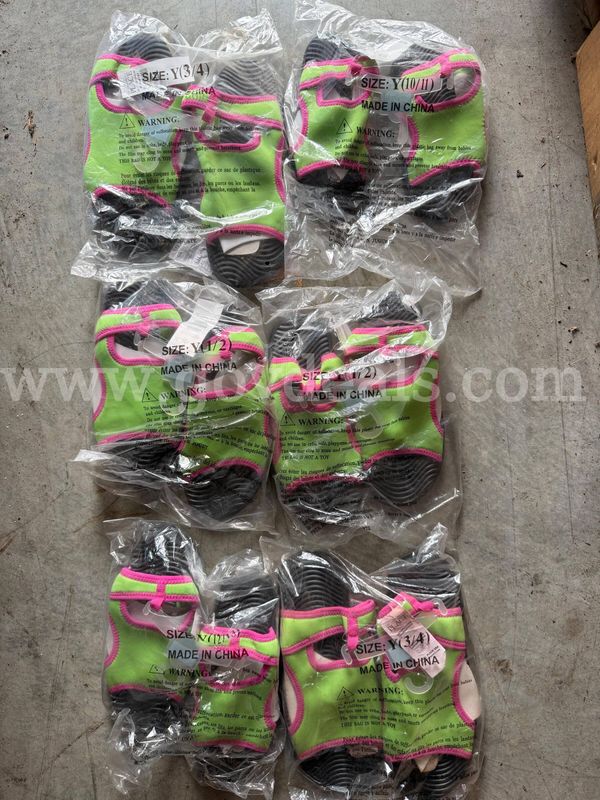 LOT OF 6 Children place summer beach sandals Unisex Youth Assorted Sizes *WILL SHIP*