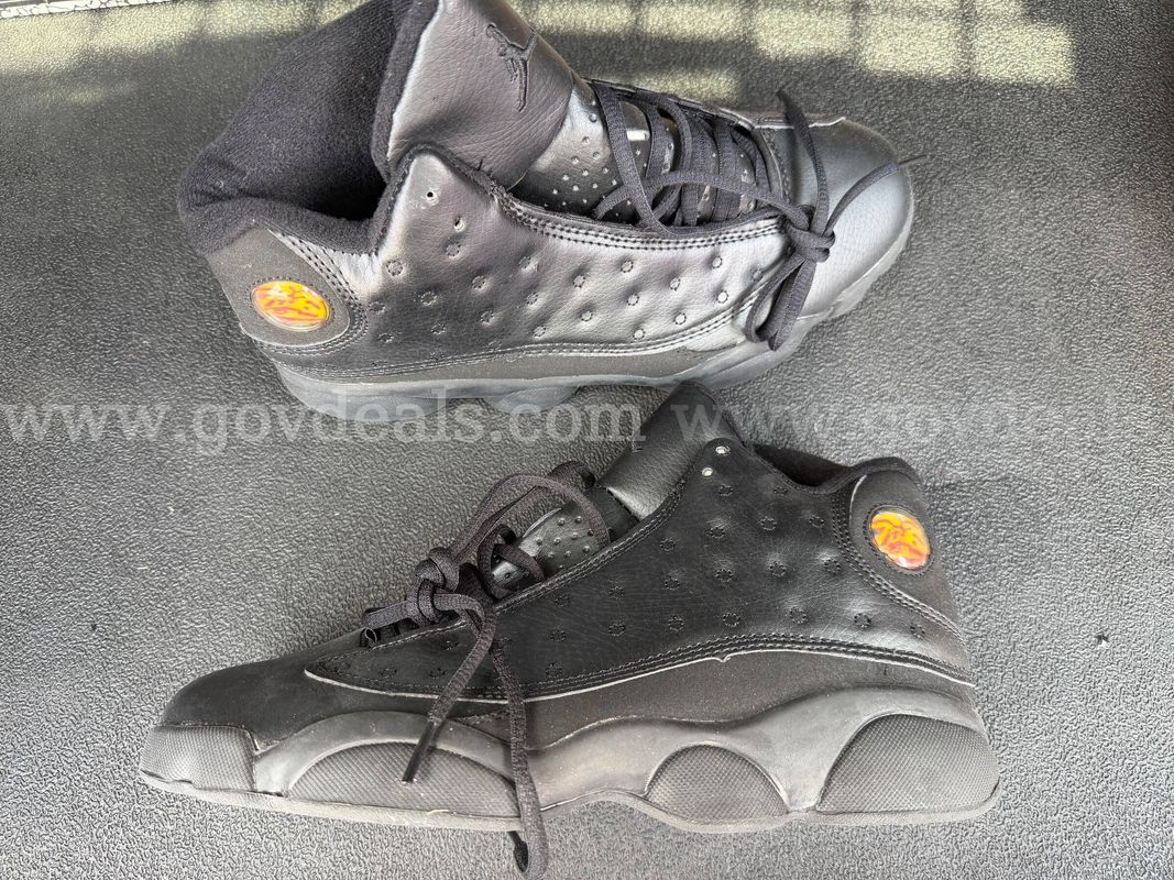 Nike Air Jordan Style 136027-100 Men'S Size 10.5 Color Black On Black *Will Ship*