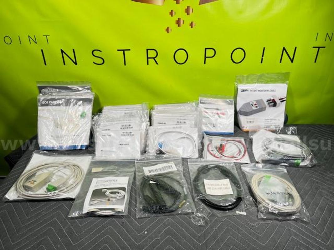 Lot of cables (AS60)