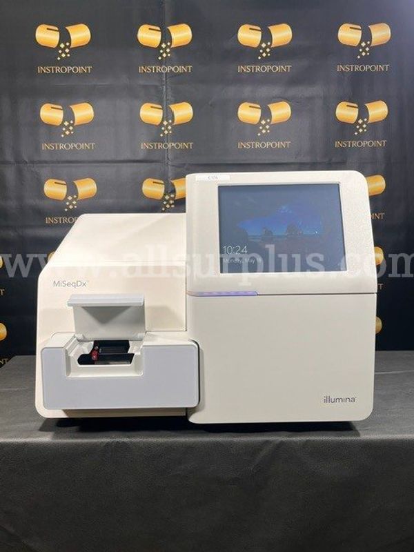 Illumina MiSeqDx Sequencing Instrument MFG: 2015 (C176)