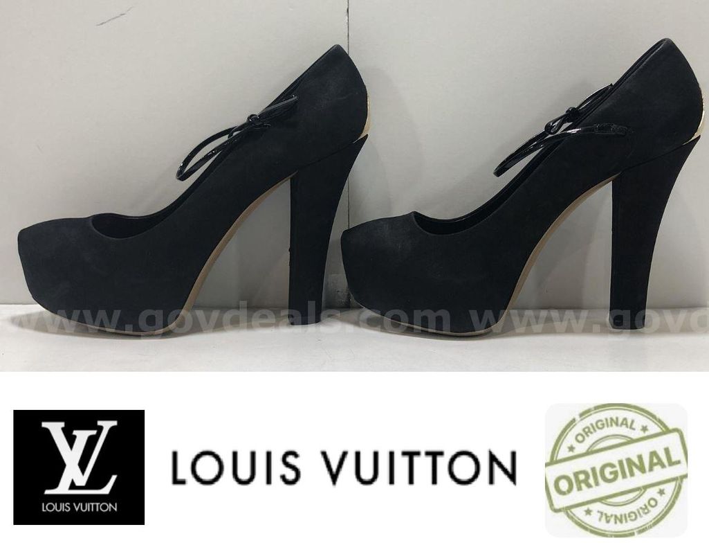 Original Authentic Louis Vuitton Black Suede Mary Jane Pumps Heels Size 36 Women LV