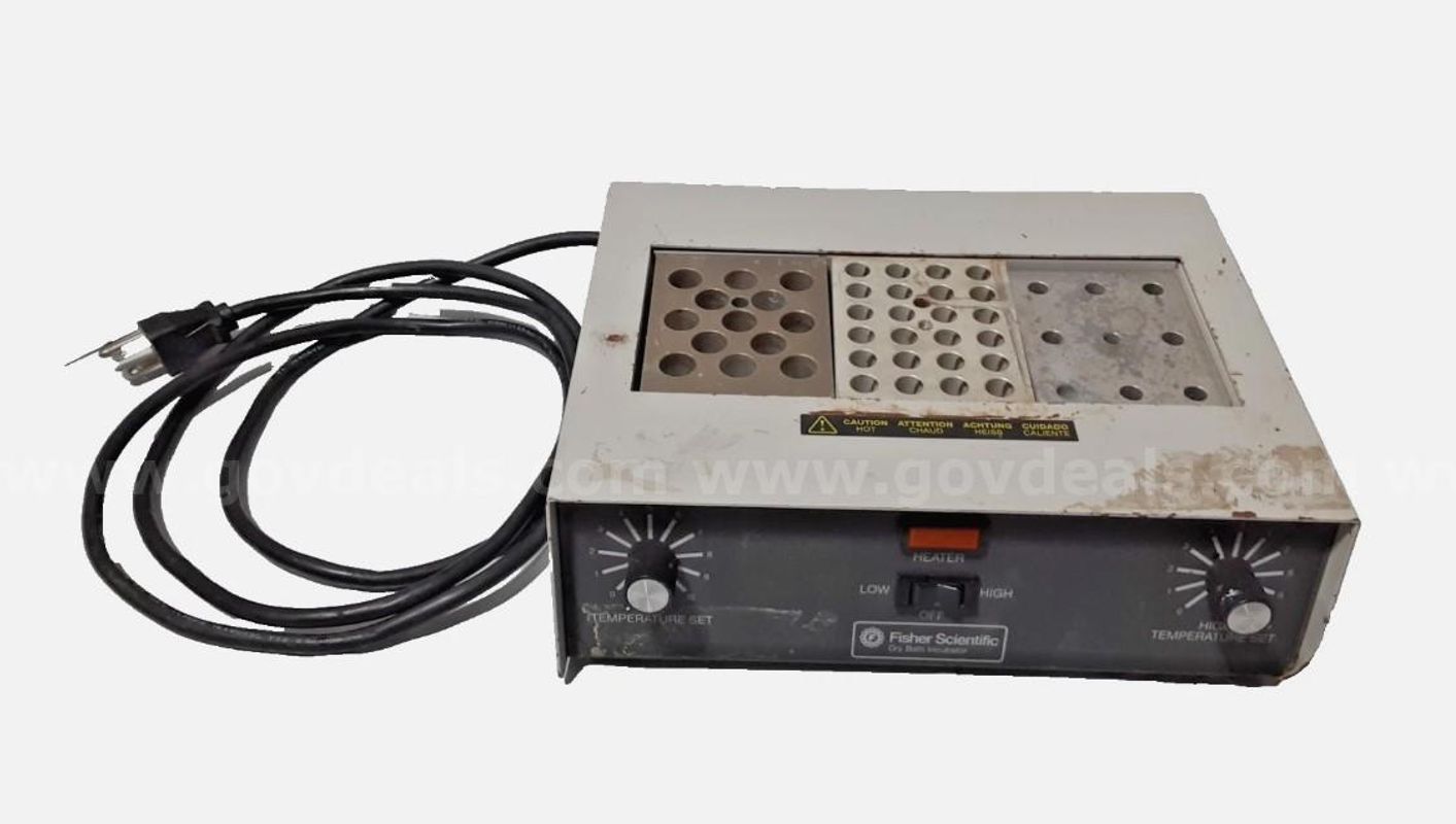 Fisher Scientific 11-718-4 Triple-Block Dry Bath Heater Incubator