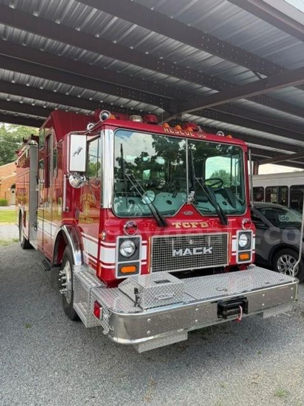 1991 Mack MC600 Pumper