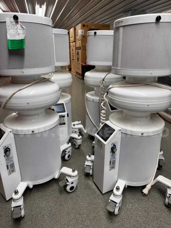 The SAM 400 uses a multi-stage process to scrub and disinfect air