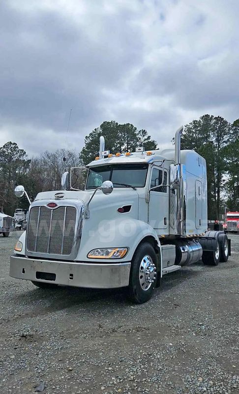 2013 Peterbilt 386