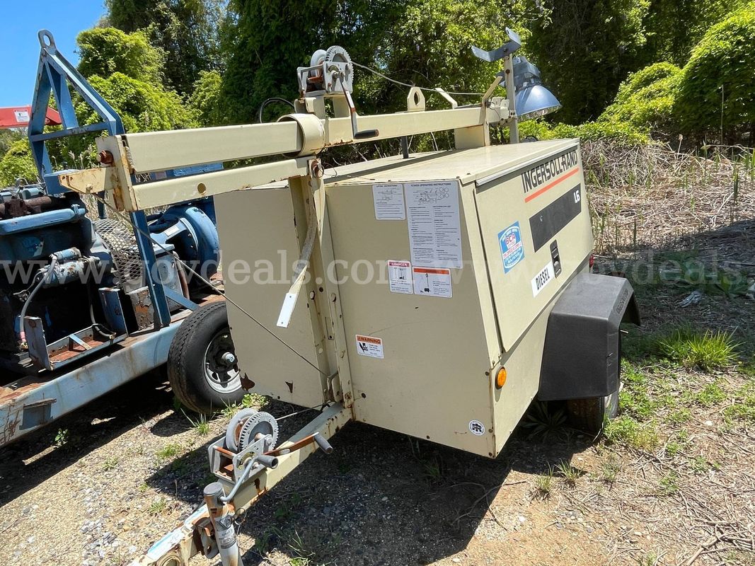 Ingersol & Rand Portable Light Trailer