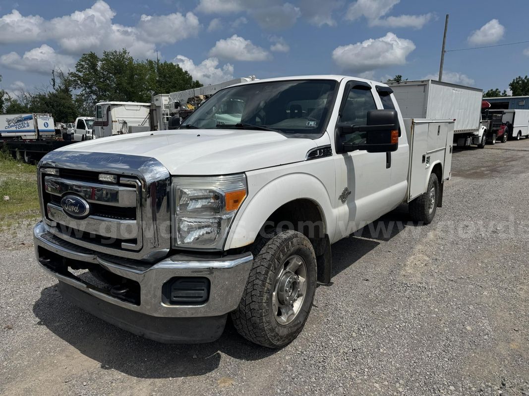 2011 Ford F-250 SD XL SuperCab 4WD