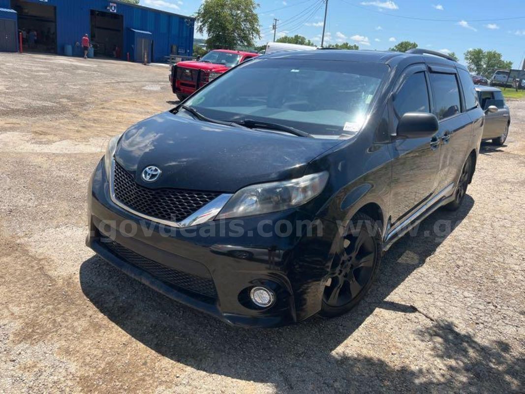 2011 Toyota Sienna