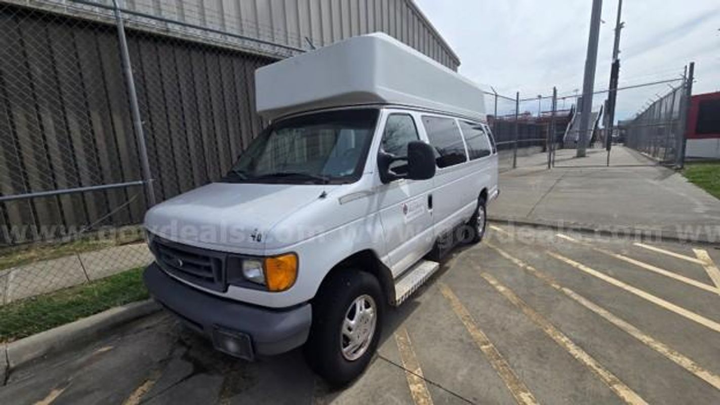 2007 Ford E350 Van