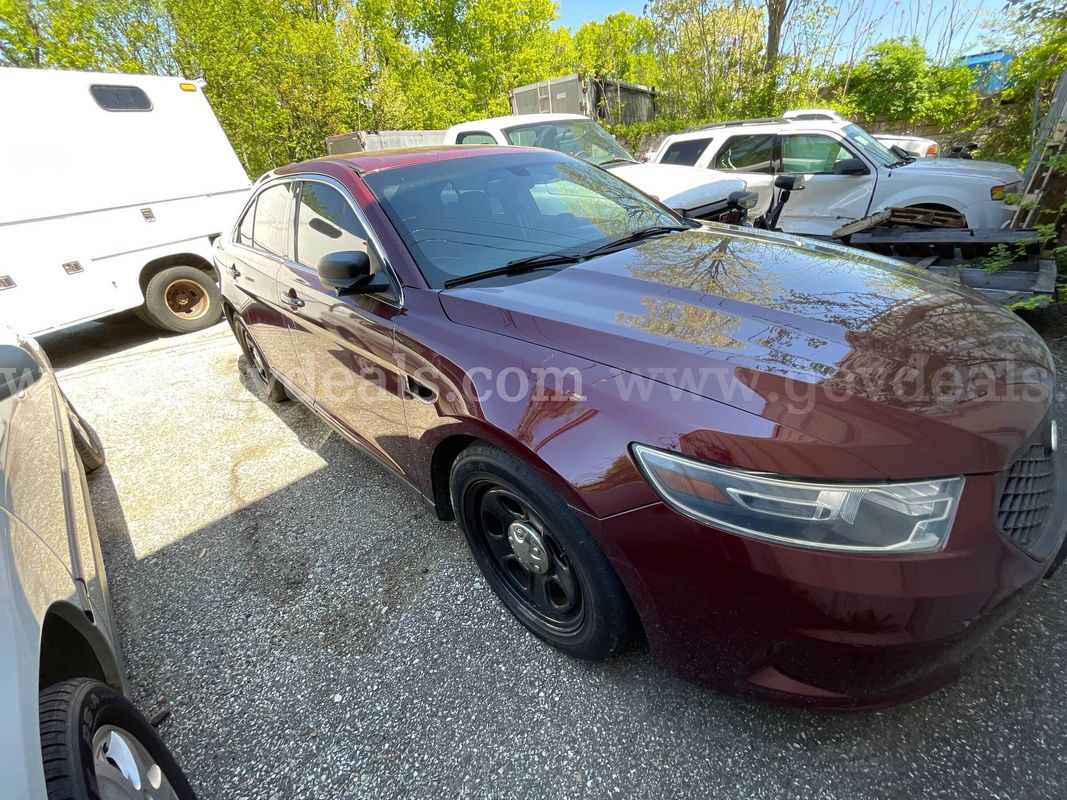 2016 Ford Taurus