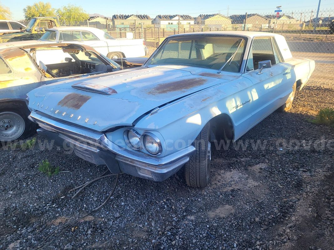 1964 Ford Thunderbird