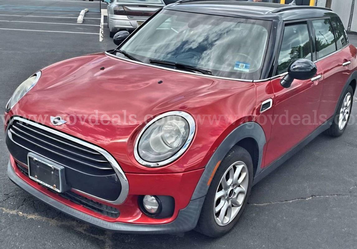 2016 Mini Clubman Base