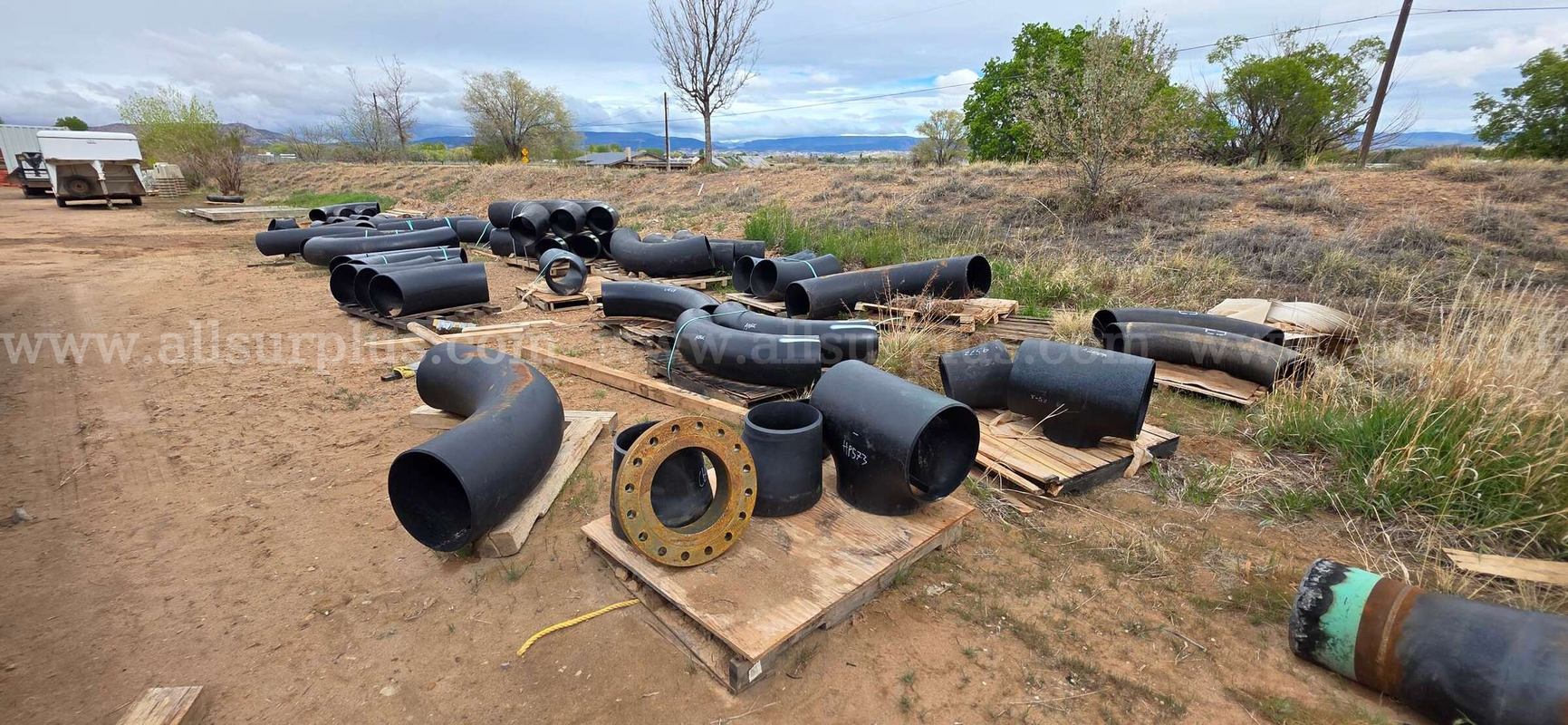 Fittings, Elbows, Flanges, Reducers, Tees, Approx Qty 49
