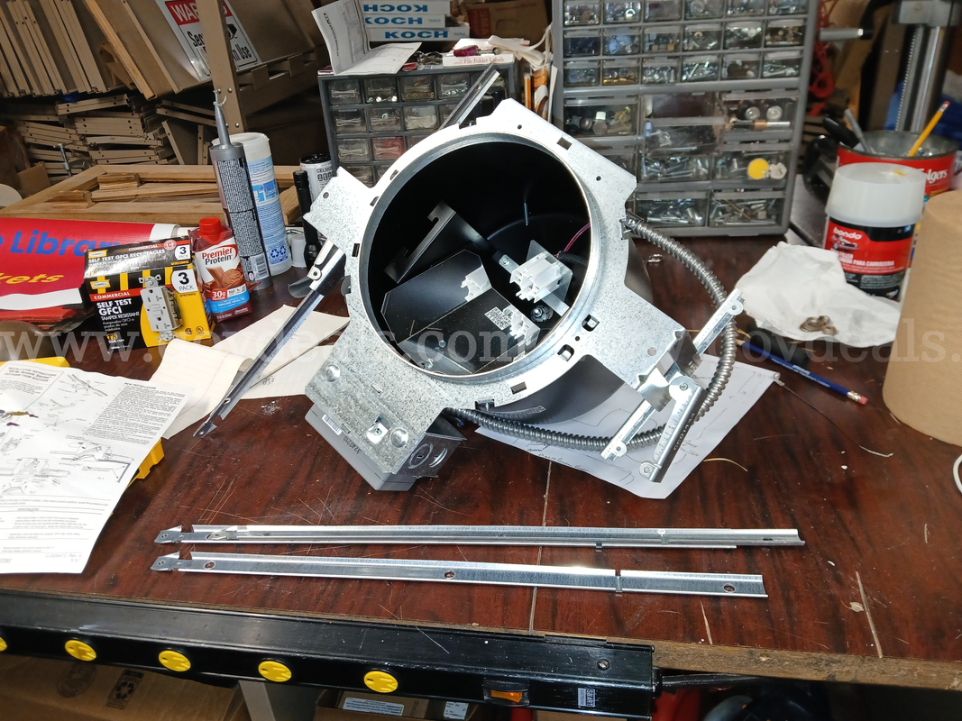 Lot of (6) Single lamp Downlight Ceiling Fixture