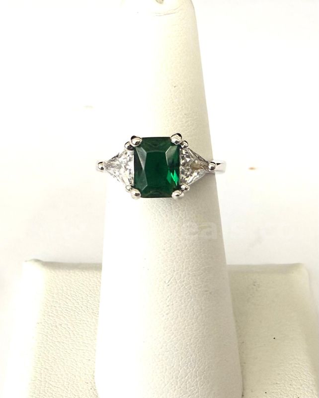 Beautiful, Rhodium Clad, Size 5 1/2, Ladies, Emerald CZ Ring