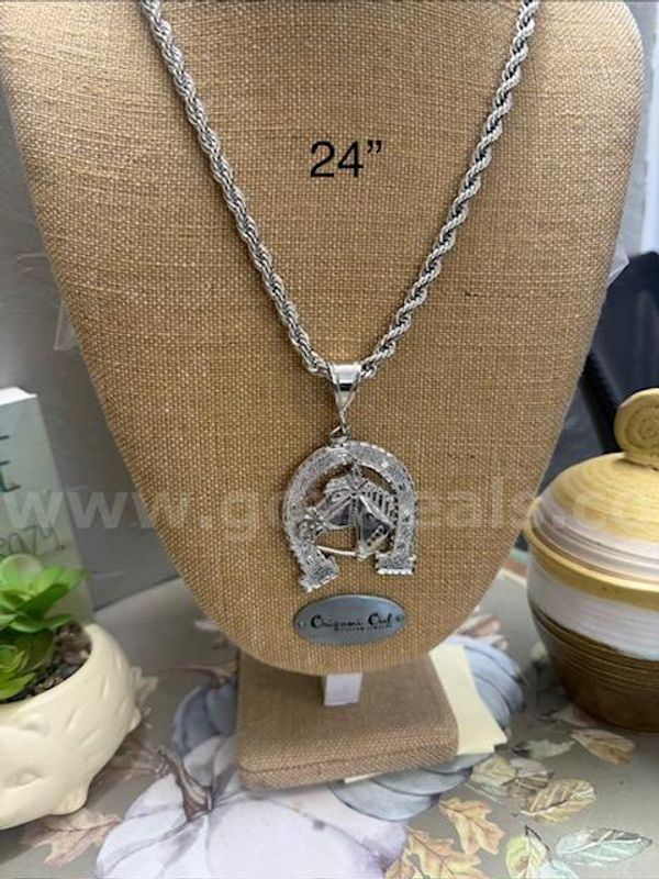 Huge, Rhodium Clad, Horseshoe Pendant, W/7MM Diamond Cut Rope Chain