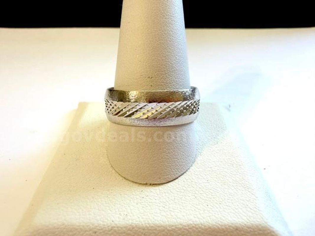 Unisex, Size 12, Rhodium Clad (Silver), Diamond Cut Wedding Band