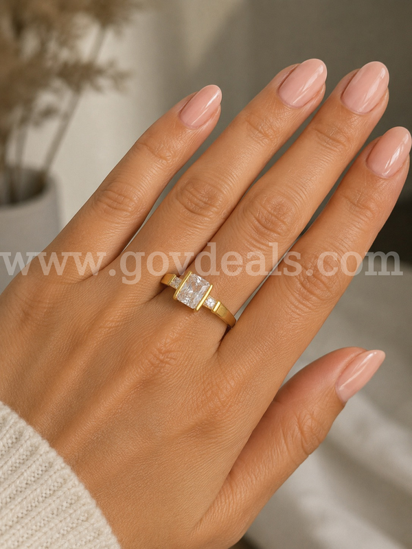 Beautiful, Size 9, 24k Real Gold Plated CZ Princess Cut Ring.