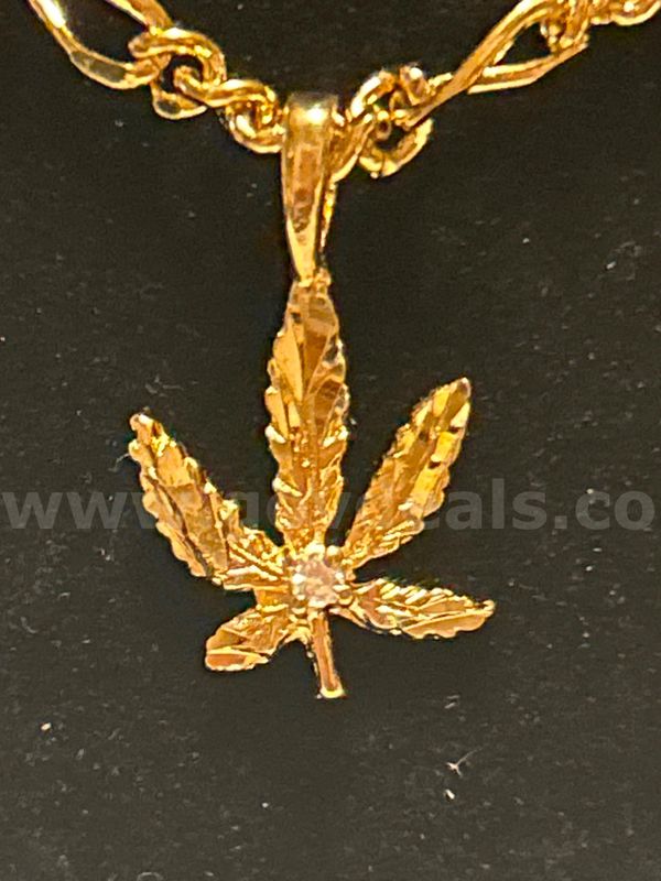 24”, Small Figaro Chain Necklace W/ Small CZ Hemp Leaf Pendant 24K Real Gold Plated